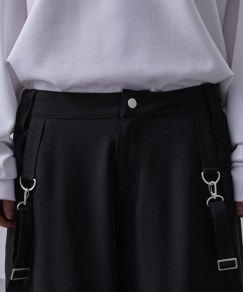 スラックス ドレープモード ギミックワイドサスペンダーカーゴパンツ