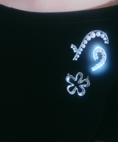 IRIS47（イリスフォーセブン） ブローチ 「IRIS 47」sida brooch/シダ