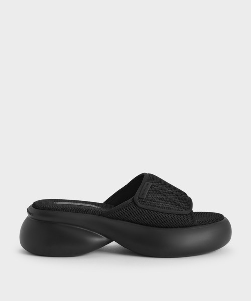 CHARLES ＆ KEITH（チャールズ&キース） 厚底 スポーツサンダル