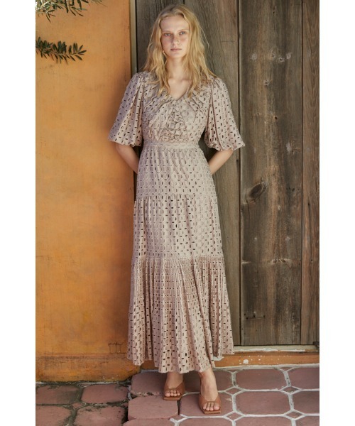 Estella.K ワンピース Eliana Lace Dress オープンバックシアーレース