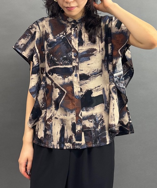 ブラウス シャツ フリル袖の柄シャツ レディース