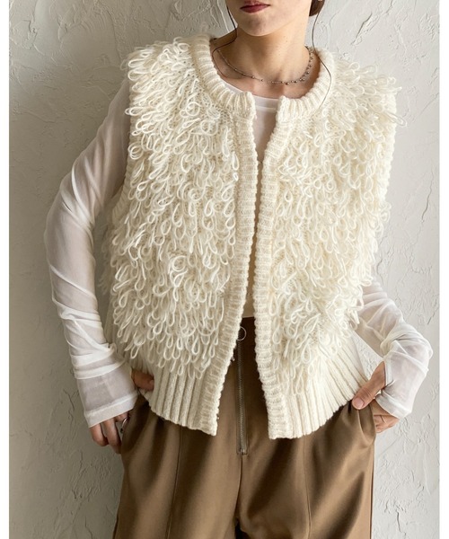 美品 シーニュ cygneフリンジニットベスト ジレ ホワイト She's Closet