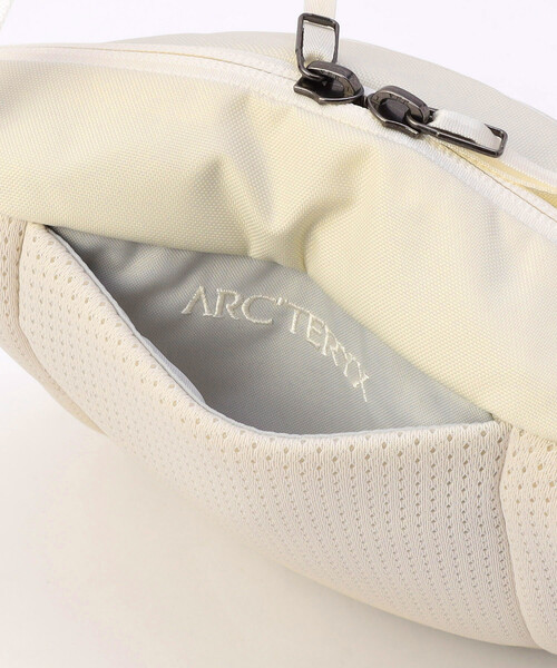 ARC'TERYX（アークテリクス） ショルダーバッグ ARC'TERYX