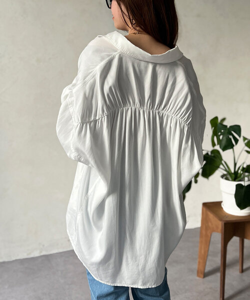 Chez toi ブラウス シャツ BACKギャザーパウダー加工デニム