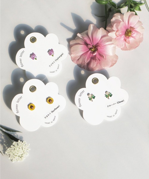 Zoule（ゾーラ） ピアス ゾーラ：FLOWER LETTER SERIES flower