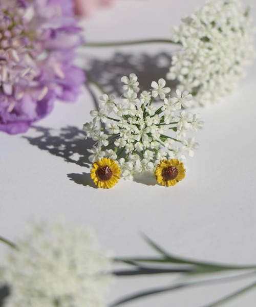 Zoule（ゾーラ） ピアス ゾーラ：FLOWER LETTER SERIES flower
