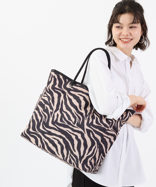 ■LeSportsac■2WAY TOTE ラフィアゼブラ ブラック LARGE 2 WAY TOTEラフィアゼブラ/ブラック（トートバッグ