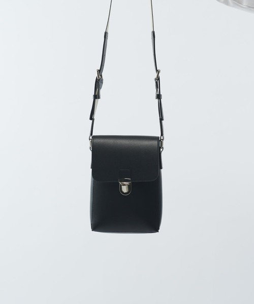 Lui's（ルイス） ショルダーバッグ スプリットレザー フラップ