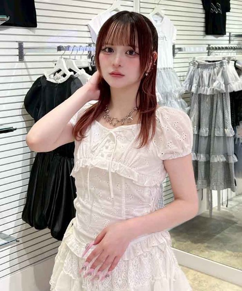 ficle bebe ブラウス Fickle Bebe ブラウス シャツ デザインヘムクロップドシャツ