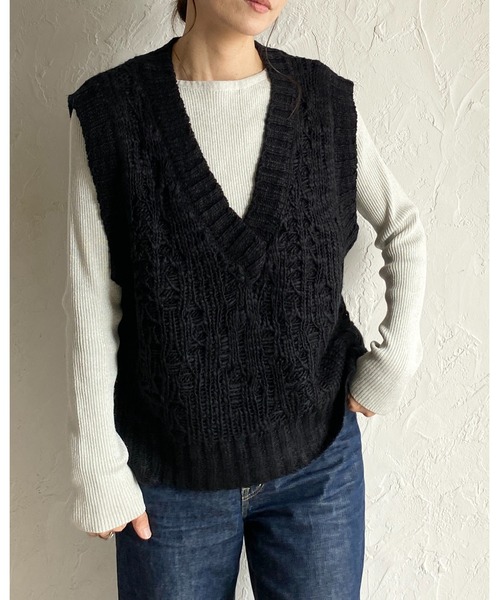 ルルレモン　ベスト　ジレ　中綿入り　ニット　0 ブラック　レディース ルルレモン ベスト ジレ 中綿入り ニット 0 ブラック レディース