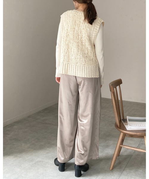 She's Closet ベスト ジレ 深Vネックケーブル編み風ざっくりニット