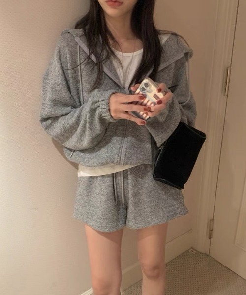 セットアップ ベーシックZIPパーカー＋ショートパンツセットアップ レディース | LACーVERT | 01