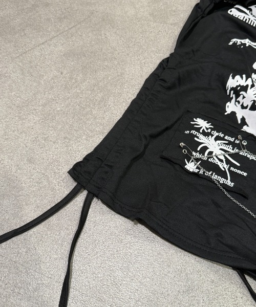 lilful tシャツ 「26年春夏新作」Y2K シルバーチェーン付き スカル