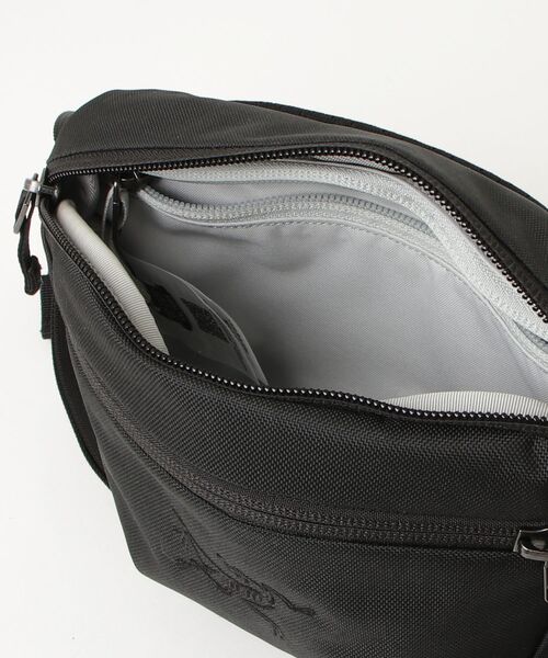 ARC'TERYX（アークテリクス） ショルダーバッグ - ブラック メンズ