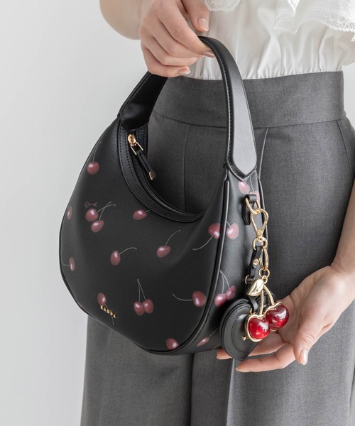 ショルダーバッグ バッグ 「Cherry＆Strawberry」2WAY ハーフムーンショルダーバッグ レディースの画像