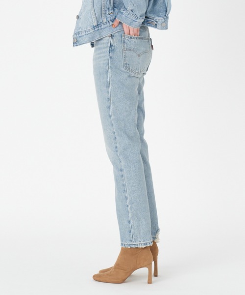 Levi's ストレートデニム ライトブルー Levi's パフォーマンス ストレートデニム ライトブルー - メルカリ