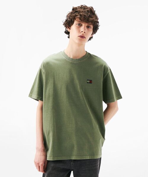 TOMMY JEANS（トミー・ジーンズ） tシャツ リラックスラベルTシャツ