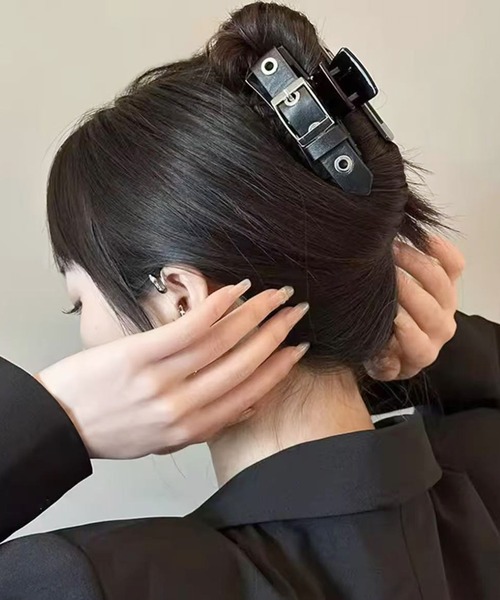 Port（ポート） ヘアクリップ 「 」 ベルトデザイン ブラック ヘア