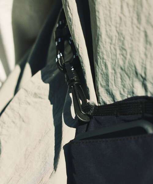 「POLeR」 ショルダーバッグ ONE SIZE ベージュ メンズ_画像5