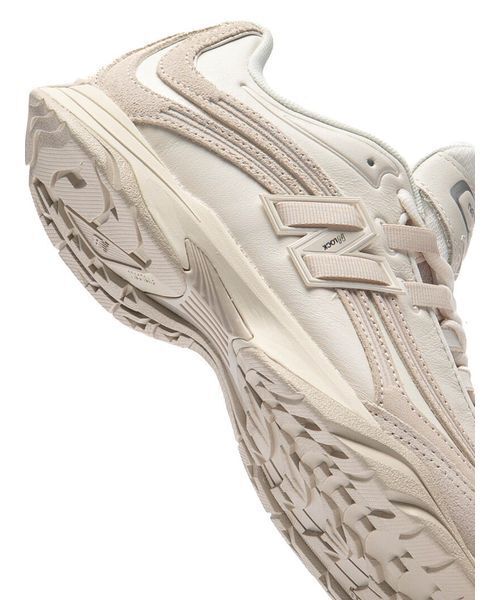 スニーカー 「New Balance for emmi」URC56 レディースの画像