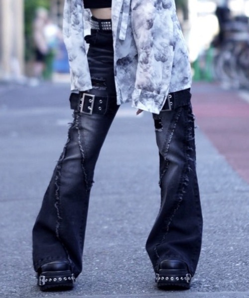 REFLEM デニムフレアパンツ　L 黒 REFLEM（レフレム） デニムパンツ M ブラック レディース : ZOZOTOWN