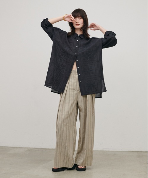 ブラウス シャツ 「LARUTA」パネル刺繍シャツ レディースの画像