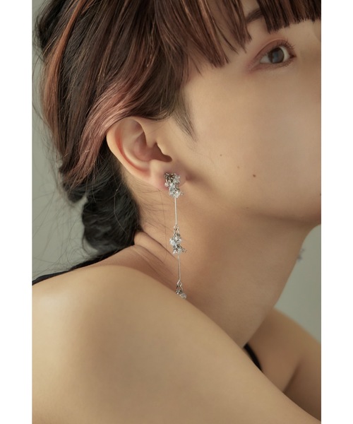No.1199 クリアビーズとシルバーの ハートピアス　ロングイヤリング niana（ニアナ） イヤリング ジルコニアクリアビーズロングイヤリング