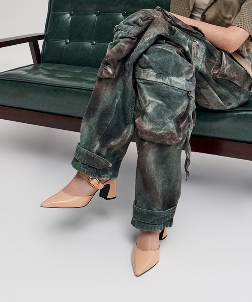 CHARLES ＆ KEITH（チャールズ&キース） パンプス ポインテッドトゥ