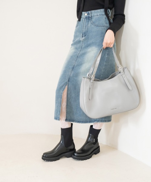 CHARLES ＆ KEITH トートバッグ バックルストラップ スローチー