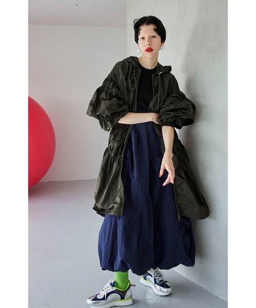 OMMO（オーエムエムオー） ブルゾン アウター IRREGULAR SHIRRING CT