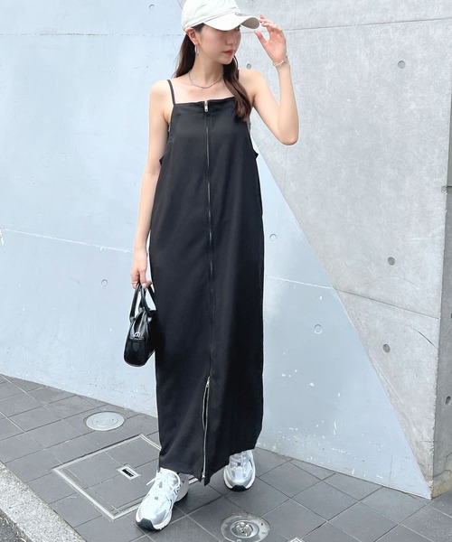 ブラックロングワンピース 長袖 フロントジッパー 新品未使用】HARE フロントジップデザインワンピース ブラック