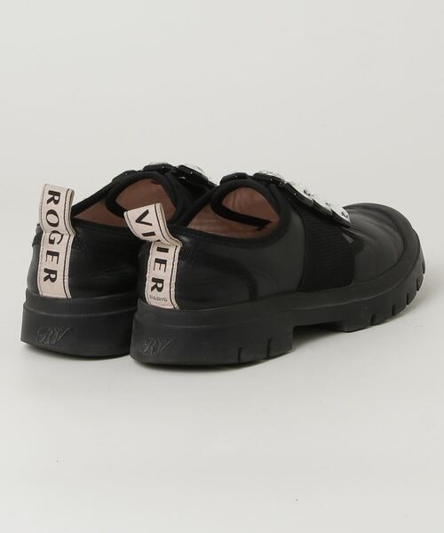 ROGER VIVIER ビジュー付き ブラックスニーカー37.5 ROGER VIVIER ビジュー付き ブラックスニーカー37.5