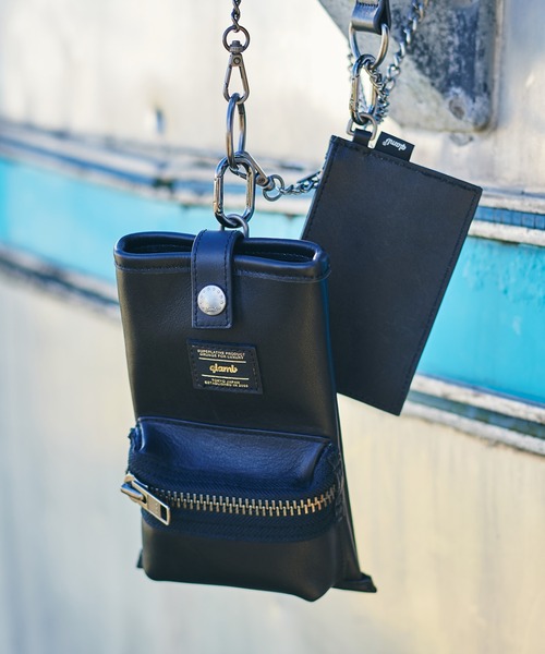 glamb（グラム） ショルダーバッグ Leather Multi Pouch / レザー