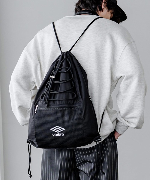 9090×umbro コラボ ナップサック　ブラック umbro（アンブロ） デイバック リュック 別注コラボ ドローコードワン