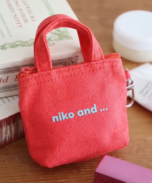 d*2様 nicoand ニコアンド &ミニー　キーホルダー niko and…（ニコアンド） キーホルダー ニコロゴBAGキーホルダー