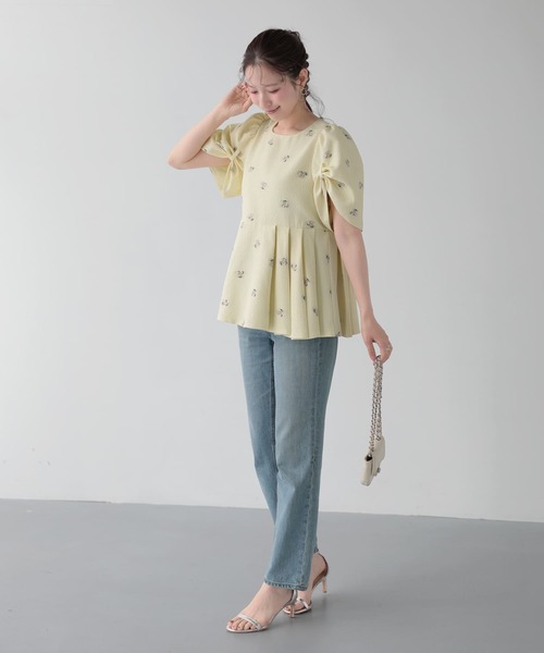Fit more（フィットモア） チェリー柄タックペプラムトップス