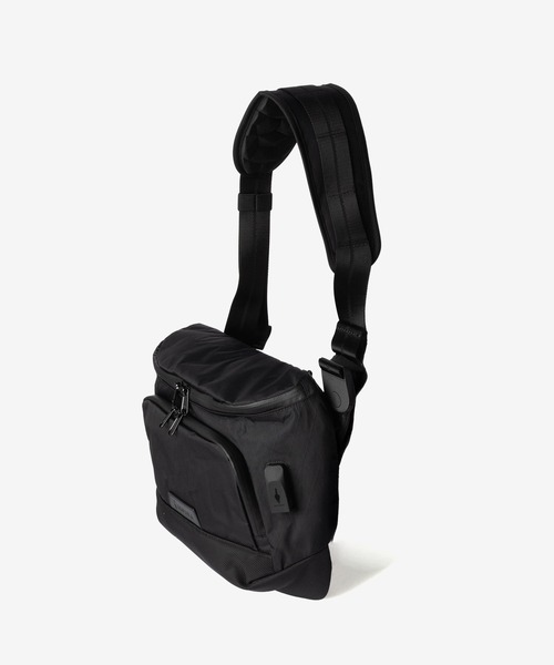 ALPAKA ショルダーバッグ ALPAKA / アルパカ Bravo Sling Max V2