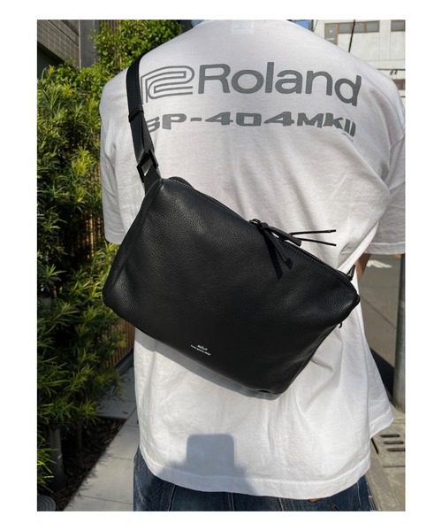 waku（ワク） ウエストポーチ 「KURO Series」 スクエアボディBAG