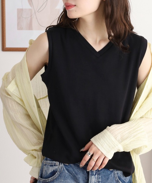 atONE（アットワン） スマホショルダー tシャツ Vネックノースリーブ