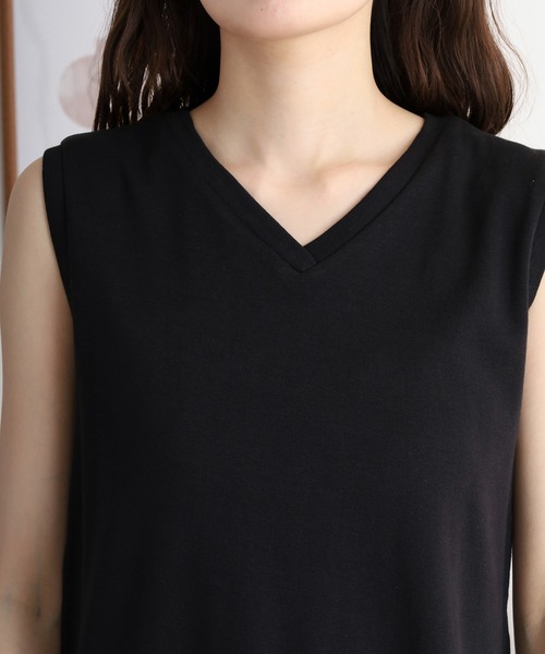 atONE（アットワン） スマホショルダー tシャツ Vネックノースリーブ