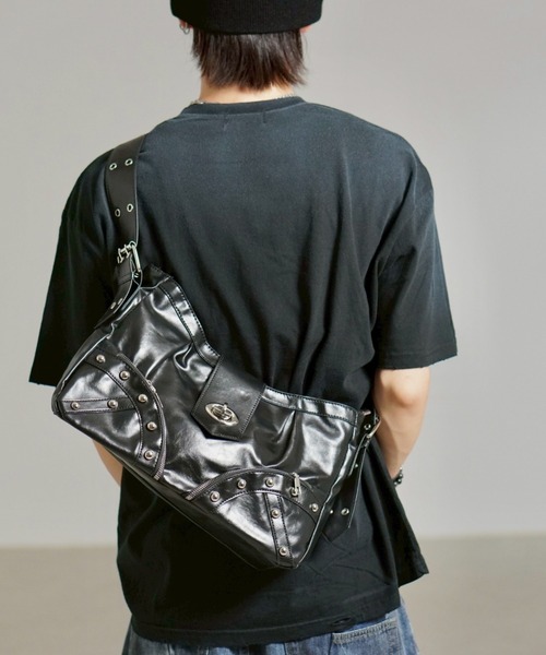 Chikashitsu+（チカシツプラス） ショルダーバッグ 「Chikashitsu +