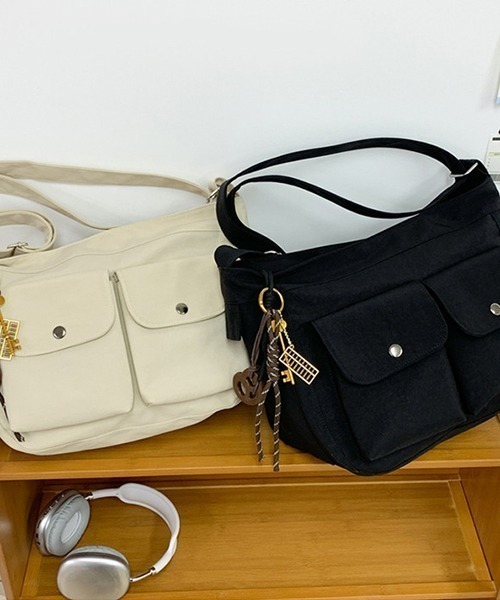 shameless ショルダーバッグ バッグ 「大容量」マルチポケット