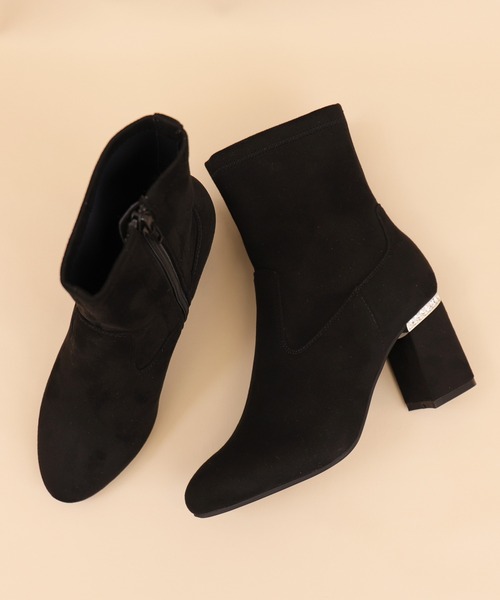 artemis by DIANA（アルテミス by ダイアナ） ブーツ ビジューヒール