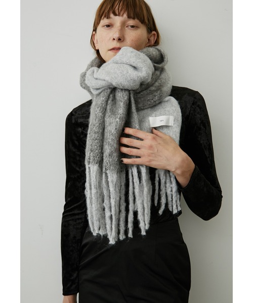 A.P.C. フリンジ付きグレー マフラー uyu. マフラー ストール バイカラーボリュームフリンジマフラー