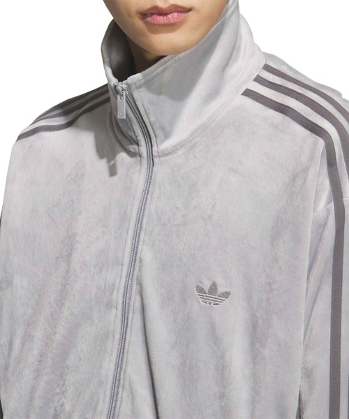 adidas（アディダス） コート ジャケット adidas FB TT VELOUR