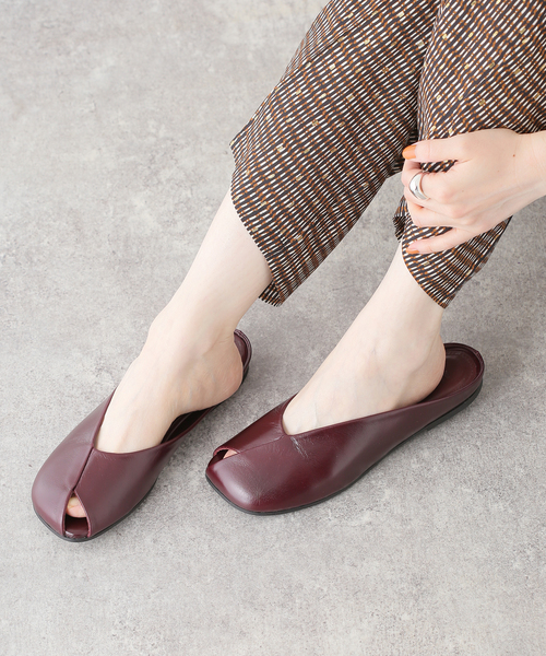 シューズ ALOHAS/アロハス Timmy Rift Burgundy Leather Mules ミュール レディースの画像