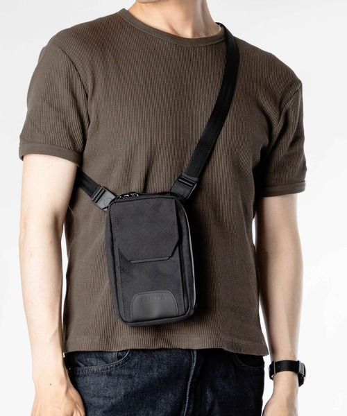 ショルダーバッグ ALPAKA / アルパカ Modular Sling V2 (Black Axogrid 300D) 2WAY 撥水 スリングバッグ / ポーチ メンズ レディース