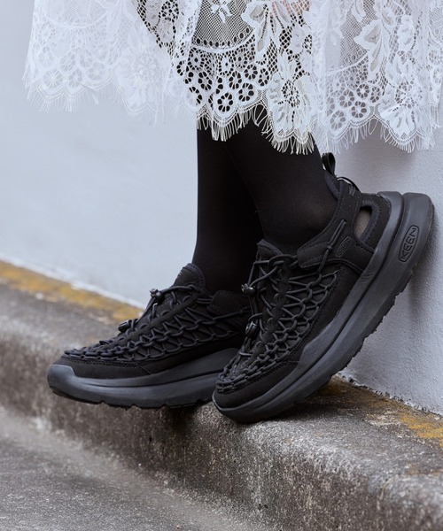 KEEN（キーン） ローカットスニーカー 24cm ブラック レディース