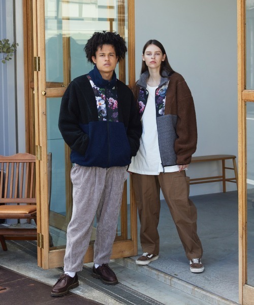 rehacer（レアセル） カーゴパンツ : Tuck Corduroy Cargo Pants