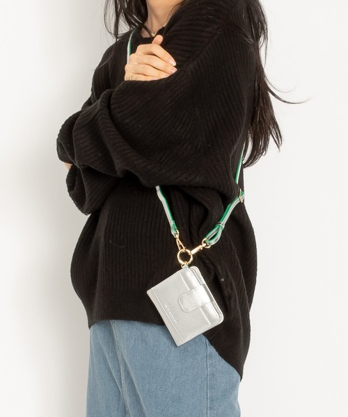 SILNA minacolo 財布 ネックストラップ付 2つ折り財布